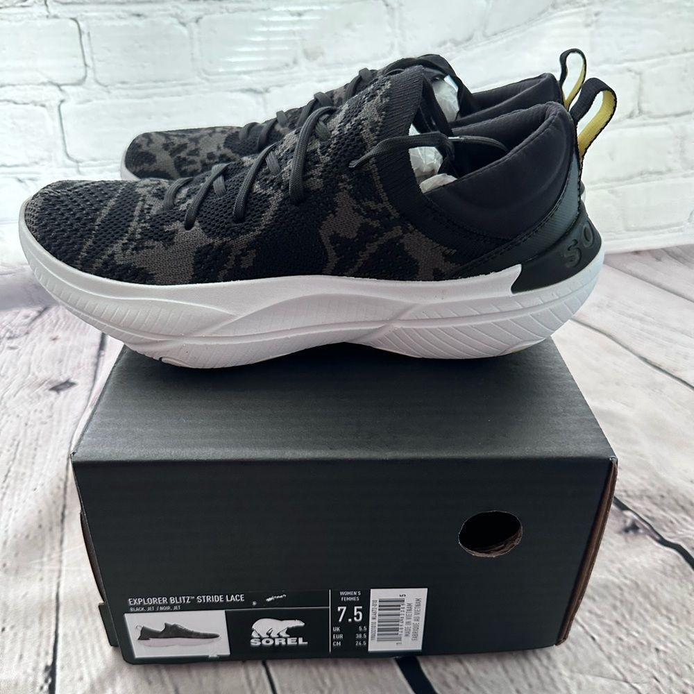 Sorel explorer blitz stride lace sneaker